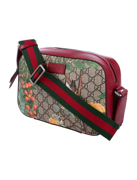 gucci tian supreme shoulder bag